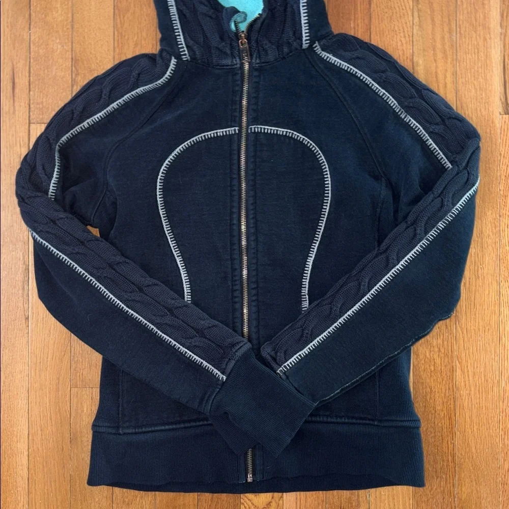 Lululemon Scuba Zip Jacket Size 8 Sweatshirt